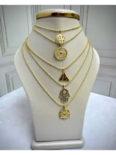 Cadenas con dijes de mano de fatima, ojo turco y místicos
