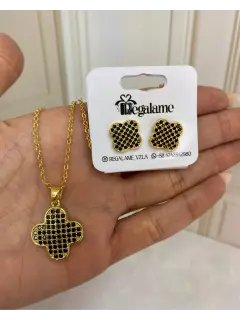 Set de collar y zarcillos - Floral