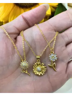 Collar de dije de girasol - Baño de oro 18K