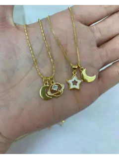 Collar doble dije de Luna con estrella y luna con planeta. Baño de oro 18k