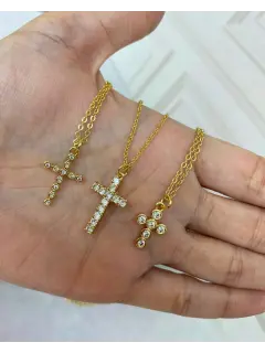 Collar de cruz con circones - Pequeño & Mediano